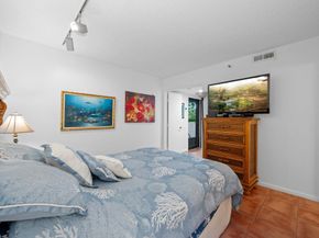 2206 S Cypress Bend Dr 208, Pompano Beach FL 33069