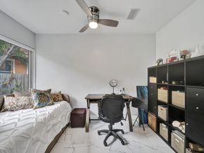 3204 Robbins Rd, Pompano Beach FL 33062