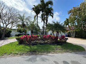 3204 Robbins Rd, Pompano Beach FL 33062