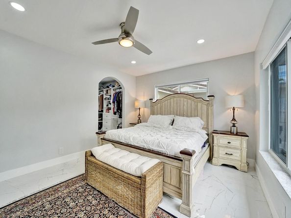 3204 Robbins Rd, Pompano Beach FL 33062