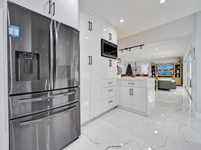 3204 Robbins Rd, Pompano Beach FL 33062