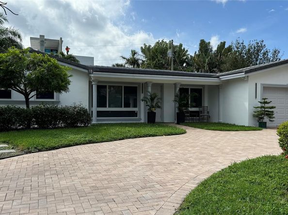 3204 Robbins Rd, Pompano Beach FL 33062