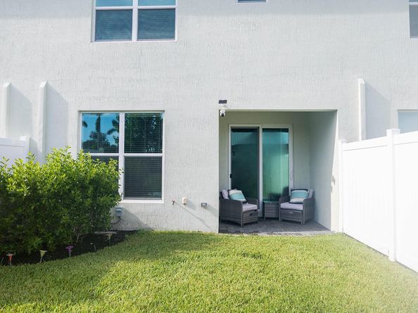 4370 Pond Lily Lane, Greenacres FL 33467