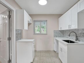 5903 Mckinley St, Hollywood FL 33021