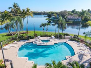 1043 Laguna Springs Dr, Weston FL 33326