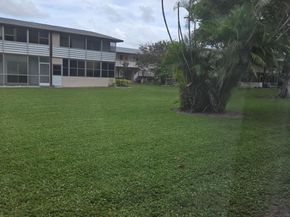 290 Chatham O, West Palm Beach FL 33417