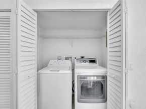 5045 Northern Lights Dr, Greenacres FL 33463