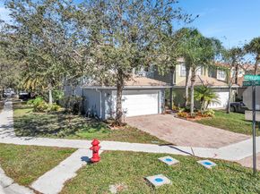 5045 Northern Lights Dr, Greenacres FL 33463