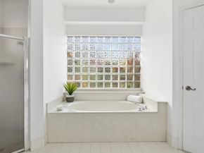 2698 Cypress Ln, Weston FL 33332