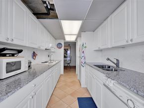 2841 N Ocean Blvd 1809, Fort Lauderdale FL 33308