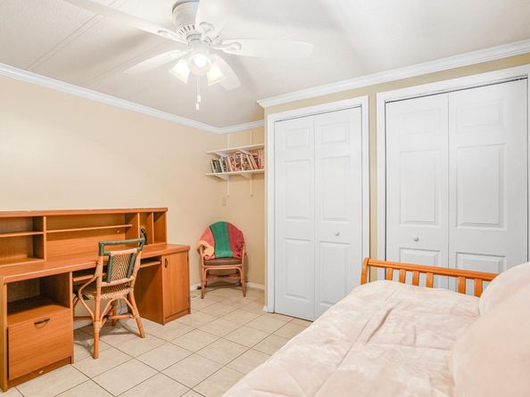 3033 Lakeshore Dr, Dania Beach FL 33312