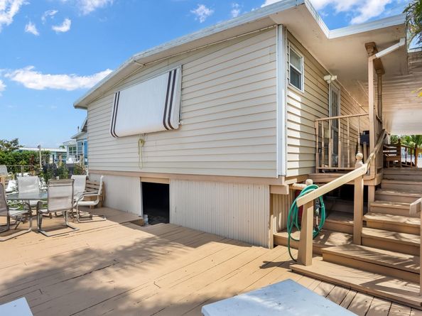 3033 Lakeshore Dr, Dania Beach FL 33312