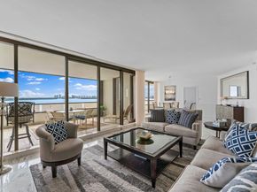 100 Lakeshore Drive 457, North Palm Beach FL 33408