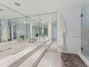 100 Lakeshore Drive 457, North Palm Beach FL 33408