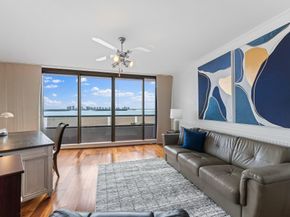 100 Lakeshore Drive 457, North Palm Beach FL 33408