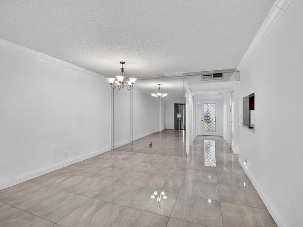 15401 Pembridge Ave 13, Delray Beach FL 33484