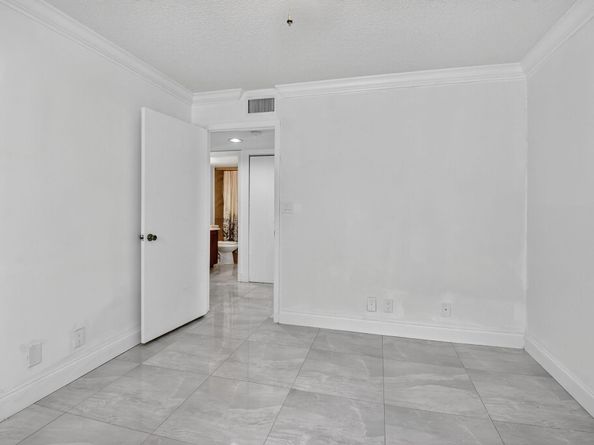 15401 Pembridge Ave 13, Delray Beach FL 33484