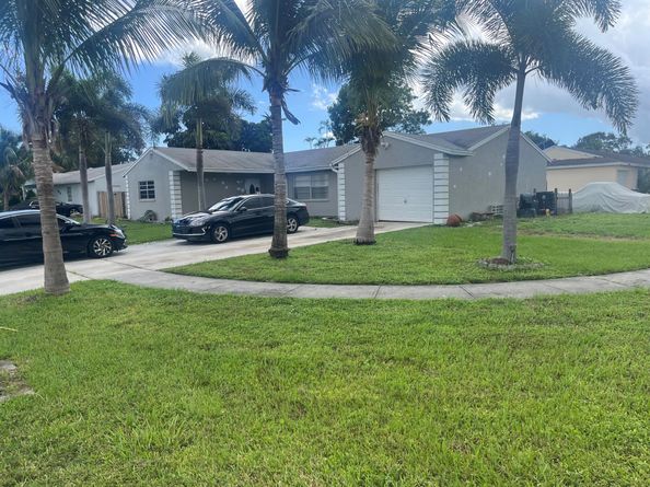4150 Lilac Circle, Lake Worth FL 33461