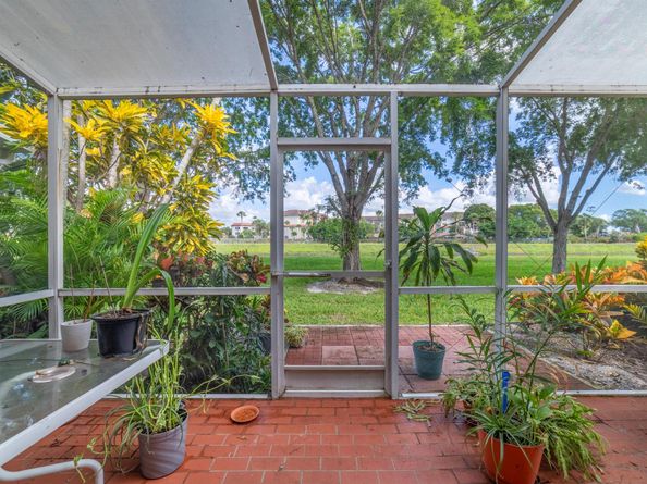 3421 Deer Creek Palladian Circle, Deerfield Beach FL 33442
