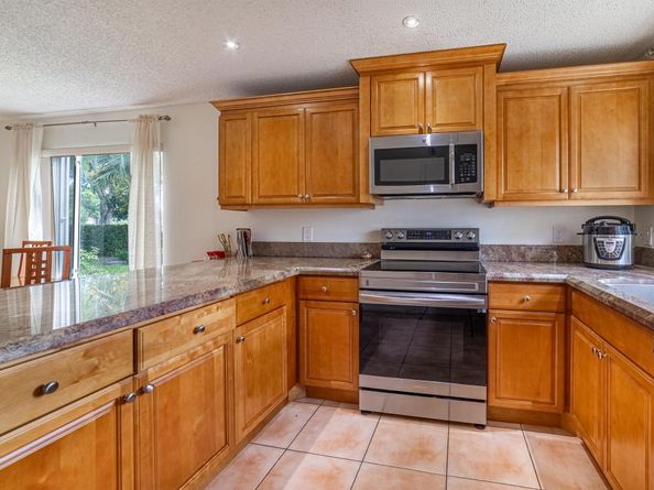 3421 Deer Creek Palladian Circle, Deerfield Beach FL 33442