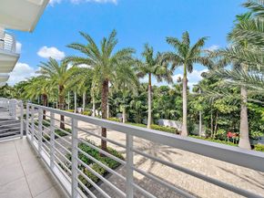108 Water Club Court N, North Palm Beach FL 33408