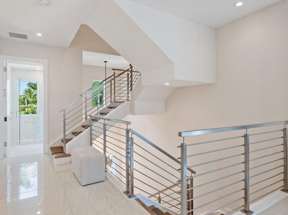 108 Water Club Court N, North Palm Beach FL 33408