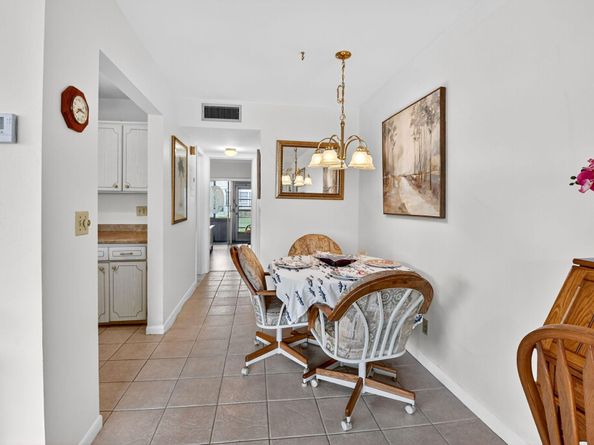 3240 Lake Osborne Drive 107, Lake Worth Beach FL 33461