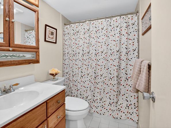 3240 Lake Osborne Drive 107, Lake Worth Beach FL 33461