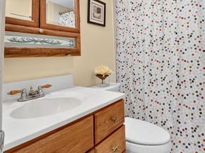 3240 Lake Osborne Drive 107, Lake Worth Beach FL 33461