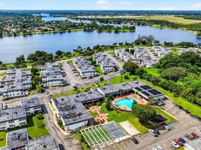 3240 Lake Osborne Drive 107, Lake Worth Beach FL 33461