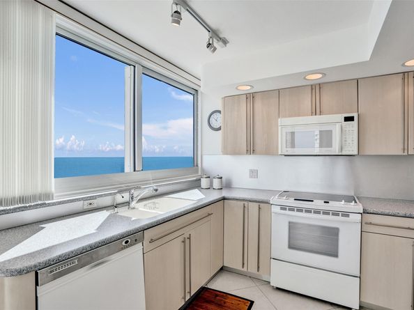 1360 S Ocean Blvd 708, Pompano Beach FL 33062