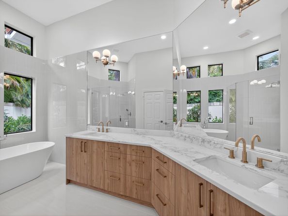 100 Sunset Bay Drive, Palm Beach Gardens FL 33418