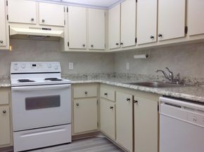 1805 Eleuthera Pt J2, Coconut Creek FL 33066