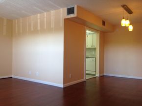 1805 Eleuthera Pt J2, Coconut Creek FL 33066