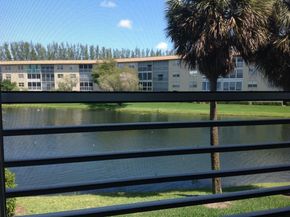 1805 Eleuthera Pt J2, Coconut Creek FL 33066