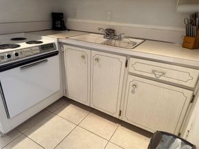 412 S Cypress Rd 225, Pompano Beach FL 33060