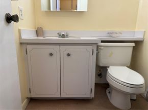 412 S Cypress Rd 225, Pompano Beach FL 33060