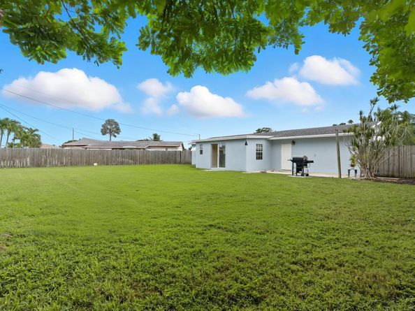760 Cinnamon Road, North Palm Beach FL 33408