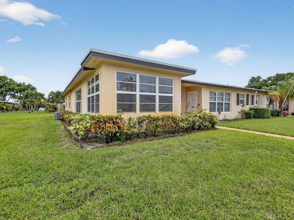 955 Circle Drive A, Delray Beach FL 33445