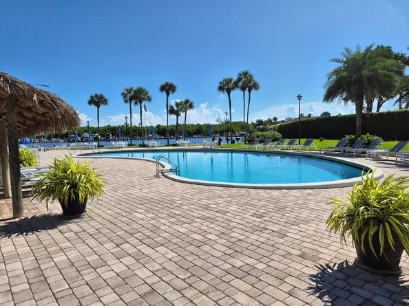 859 Jeffery Street 3030, Boca Raton FL 33487