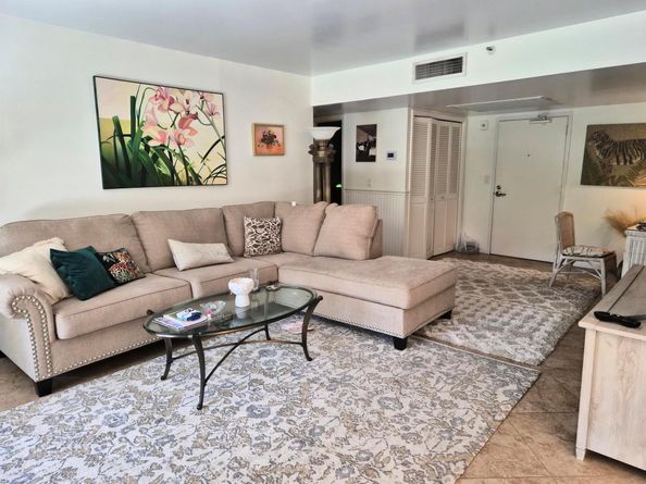 859 Jeffery Street 3030, Boca Raton FL 33487