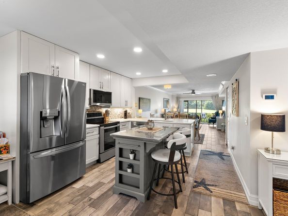 1201 Pinecrest Circle B, Jupiter FL 33458