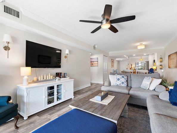 1201 Pinecrest Circle B, Jupiter FL 33458