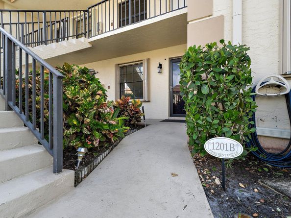 1201 Pinecrest Circle B, Jupiter FL 33458