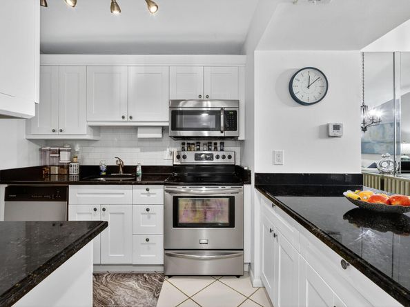 15453 Lakes Of Delray Boulevard 207, Delray Beach FL 33484