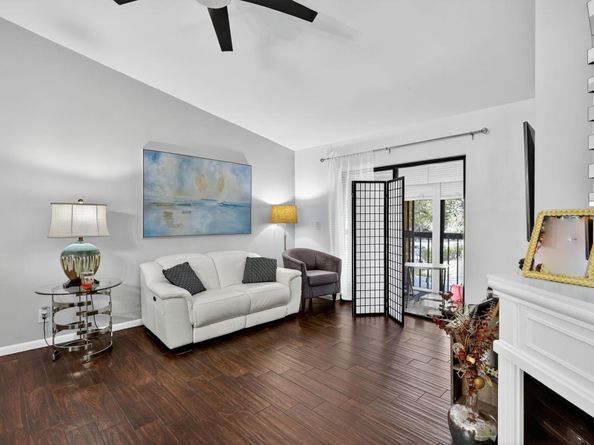 15453 Lakes Of Delray Boulevard 207, Delray Beach FL 33484