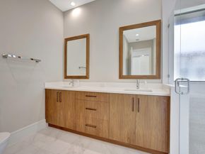 1336 Seminole Dr, Fort Lauderdale FL 33304