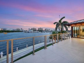1336 Seminole Dr, Fort Lauderdale FL 33304