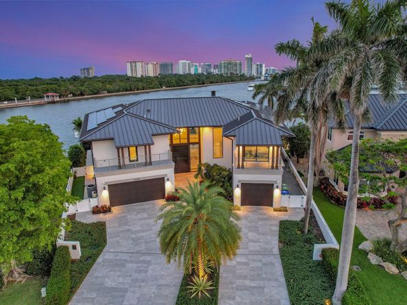 1336 Seminole Dr, Fort Lauderdale FL 33304