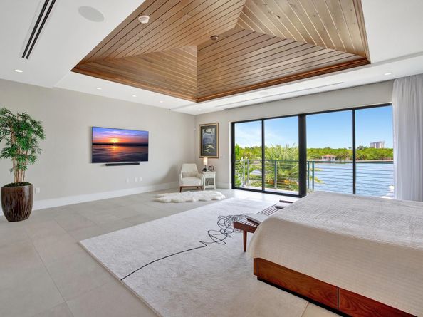 1336 Seminole Dr, Fort Lauderdale FL 33304